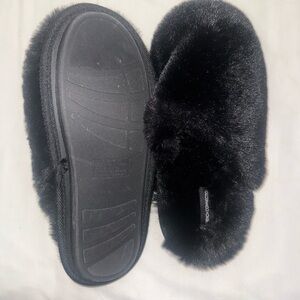 French Connection Black Faux Fur Slippers